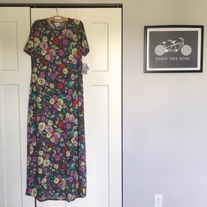 NWT! Floral “Maria” maxi dress by LuLaRoe